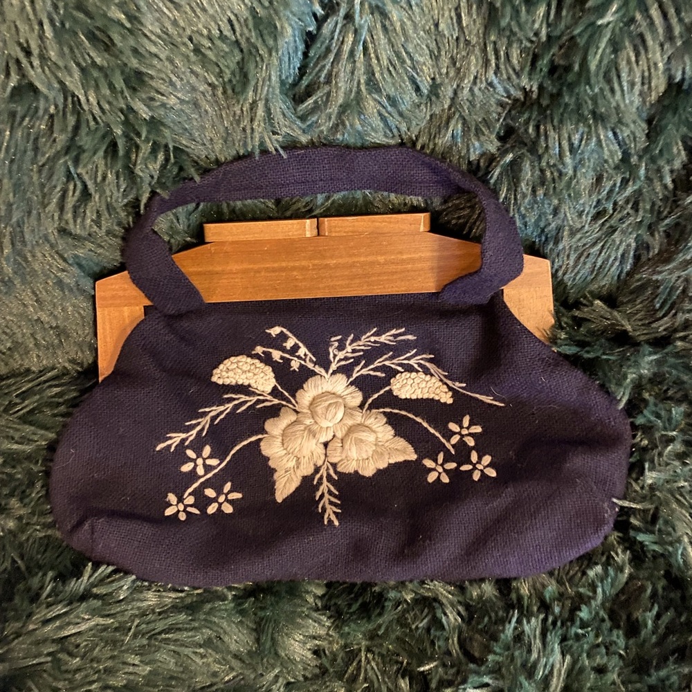 Vintage Embroidered Purse